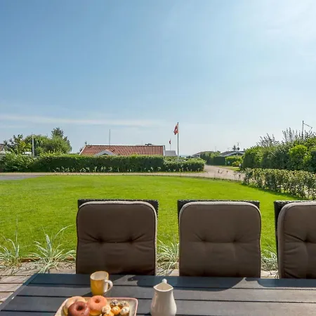 Holiday home Holiday Sebbi - 90m From The Sea By Interhome Binderup Strand